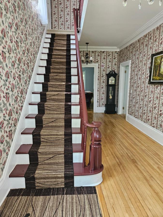 Sunflower Guest Suites Съмърсайд Екстериор снимка