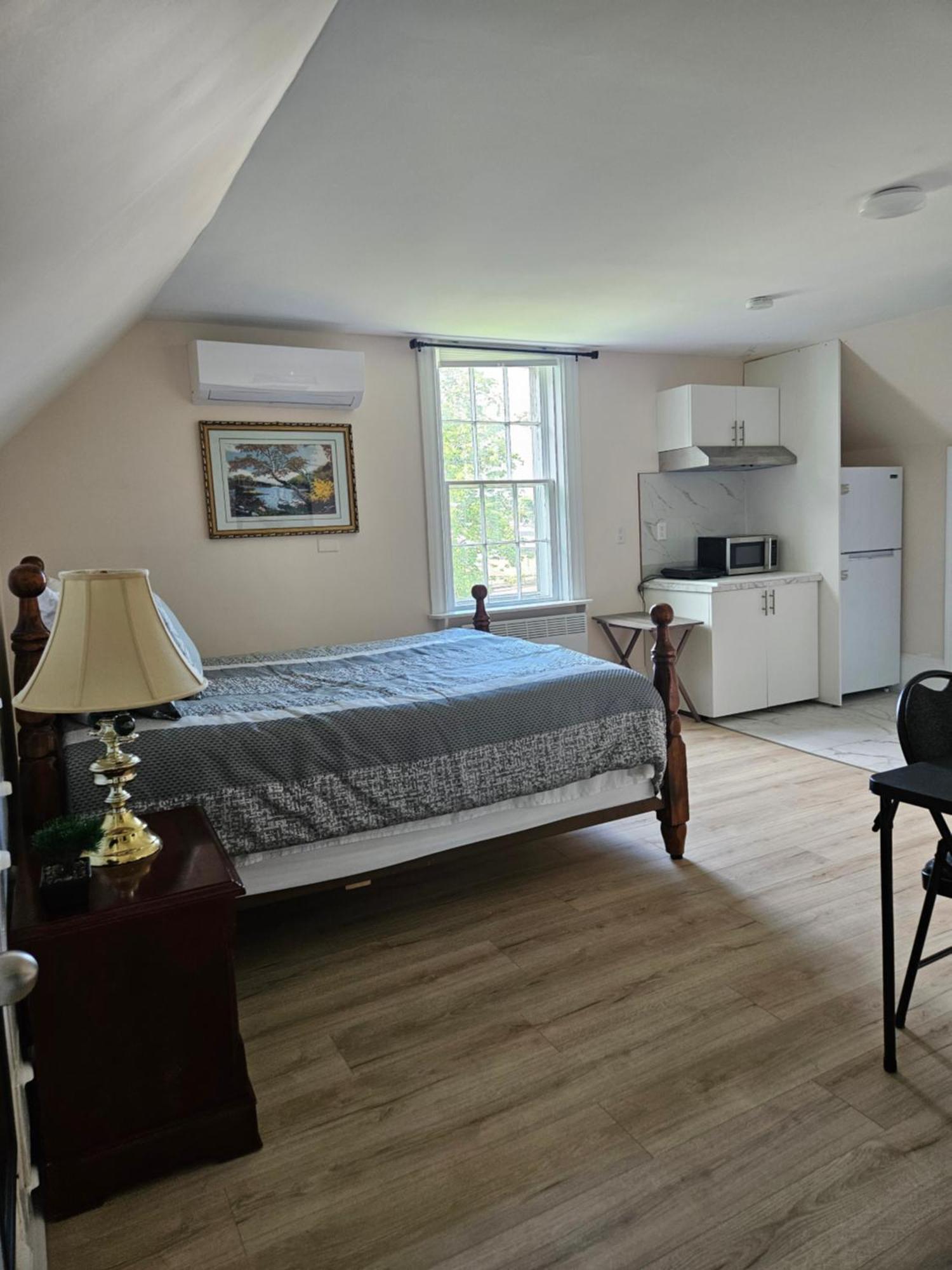 Sunflower Guest Suites Съмърсайд Екстериор снимка